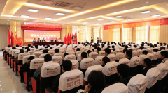 實現“畢業(yè)即就業(yè)”|直擊蘭州新華互聯網中等職業(yè)學校校企合作定向班簽約儀式現場