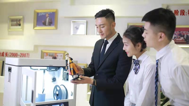 讓職業(yè)教育“香起來”，新華電腦教育譜寫就業(yè)新篇章