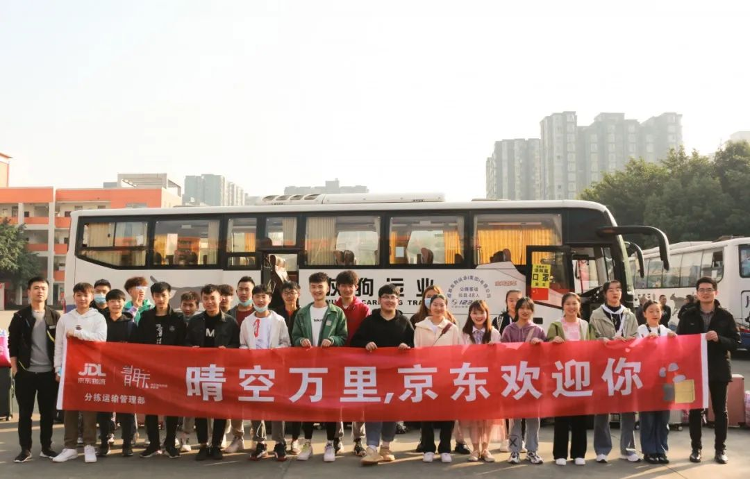 在新華，學生的課堂竟然在企業里面