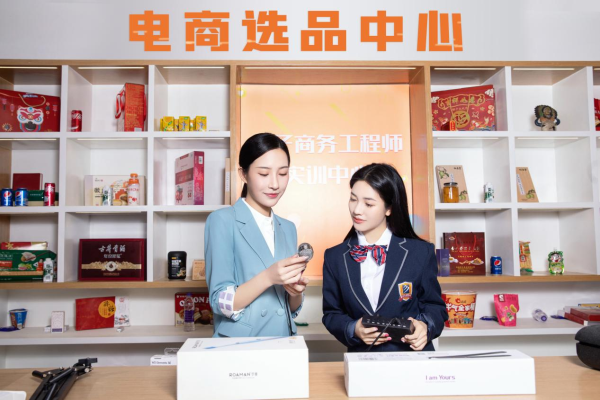 沒學歷！就業(yè)難？學這些專業(yè)不能就業(yè)難