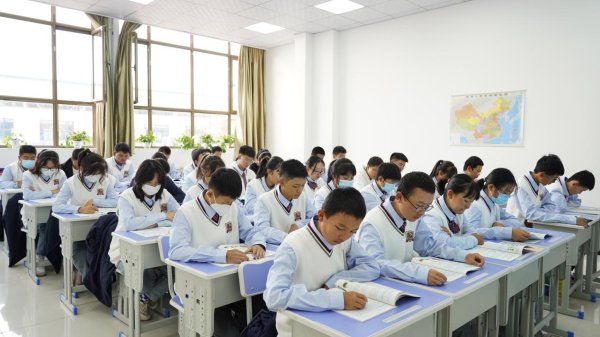 中考不如愿，初中畢業學什么技術好一點？去哪里學？