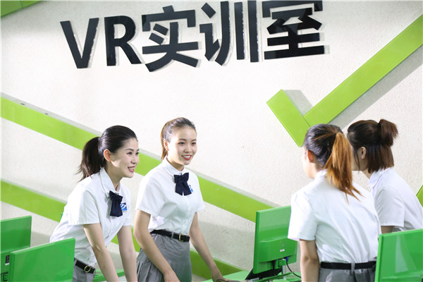 這十年，6000余萬職教畢業生涌入市場！技能人才成為香餑餑！