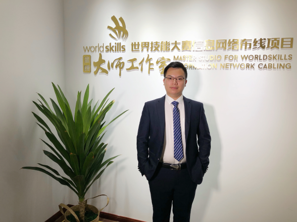 活動預告丨全國技術能手梁嘉偉即將做客新華,帶領學子筑夢新征程