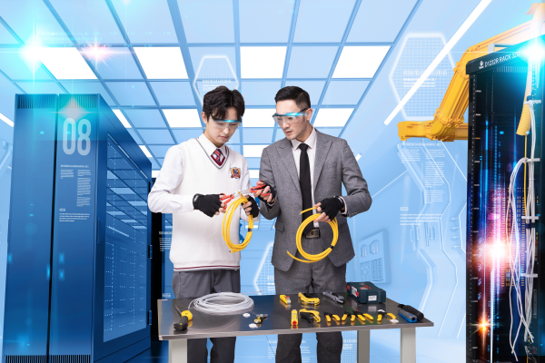 活動預告丨全國技術能手梁嘉偉即將做客新華,帶領學子筑夢新征程