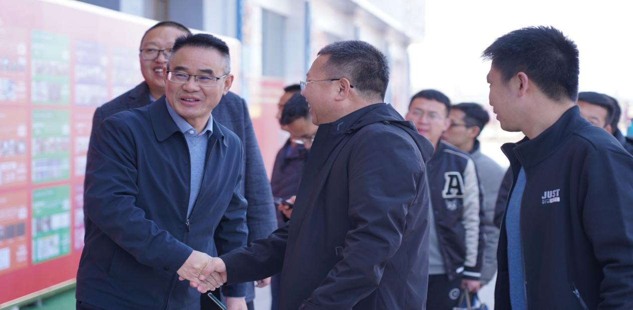 校校交流促發(fā)展 攜手共進(jìn)話友誼│岷縣職業(yè)中等專業(yè)學(xué)校來(lái)我校參觀交流