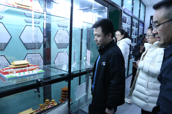校校交流促發(fā)展 攜手共進(jìn)話友誼│岷縣職業(yè)中等專業(yè)學(xué)校來(lái)我校參觀交流