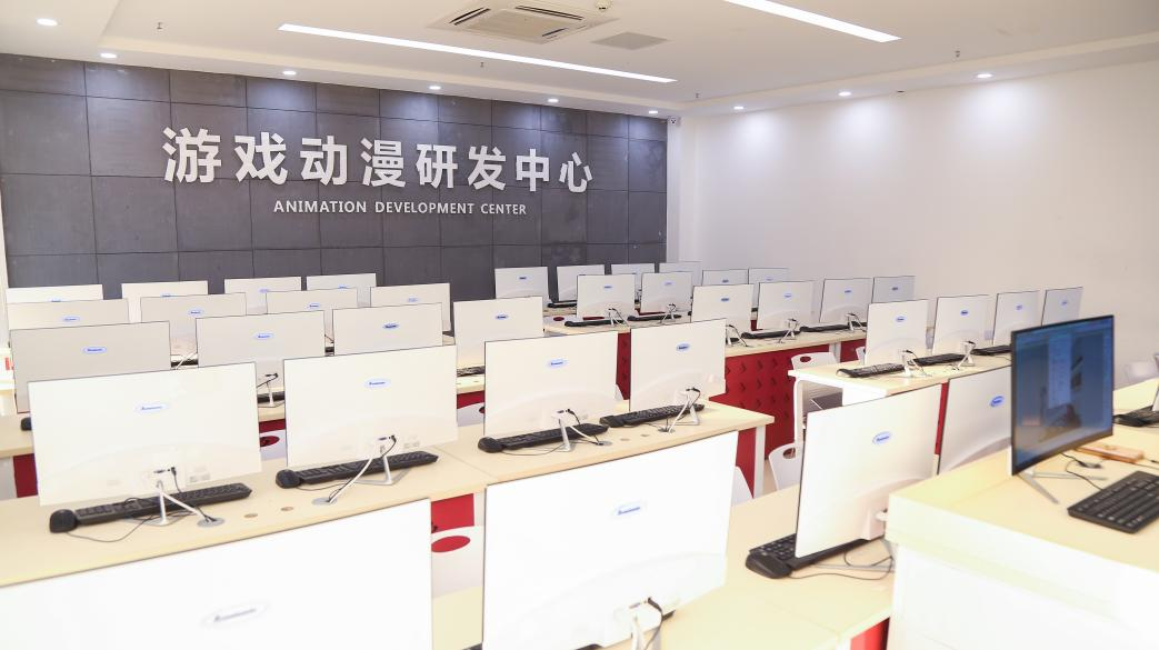 高中生除了考大學(xué),還有什么好出路?