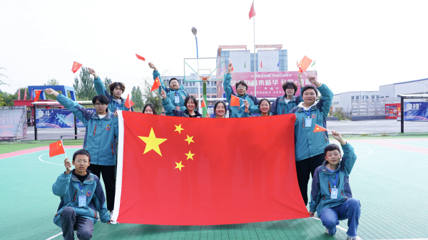 弘揚傳統文化，抒發愛國熱情——蘭州新華雙節活動